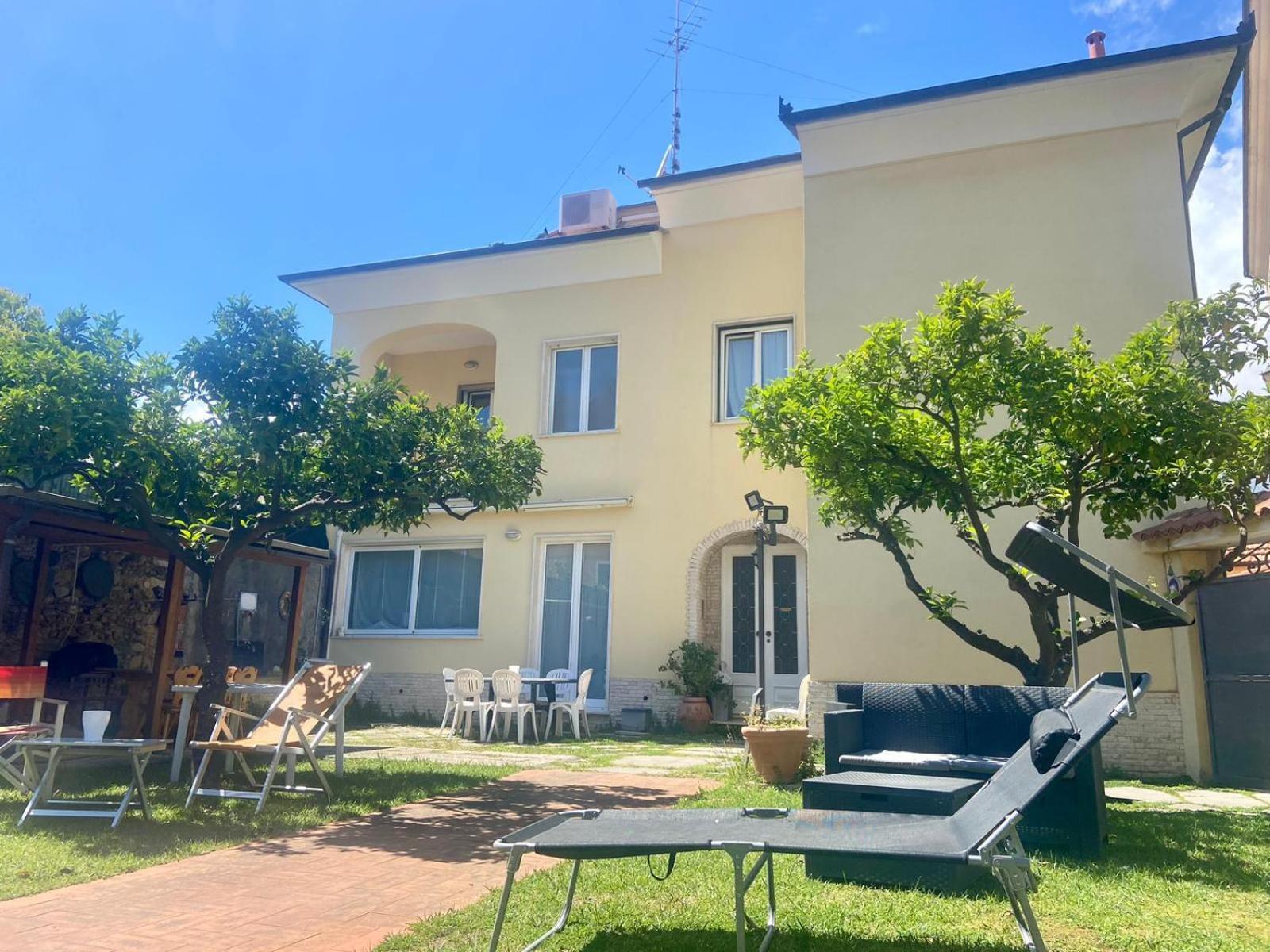 Villa Marcellina Loano Exterior photo